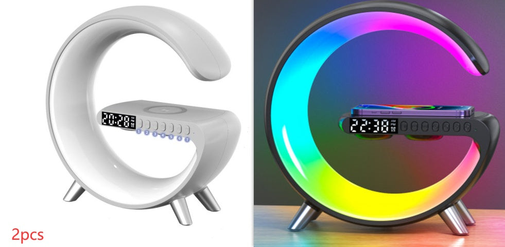 Nuova Lampada Intelligente a LED a forma di G con Altoparlante Bluetooth, Caricatore Wireless, Lampada d'Atmosfera, Controllo tramite App per Camera da Letto e Arredamento Casa