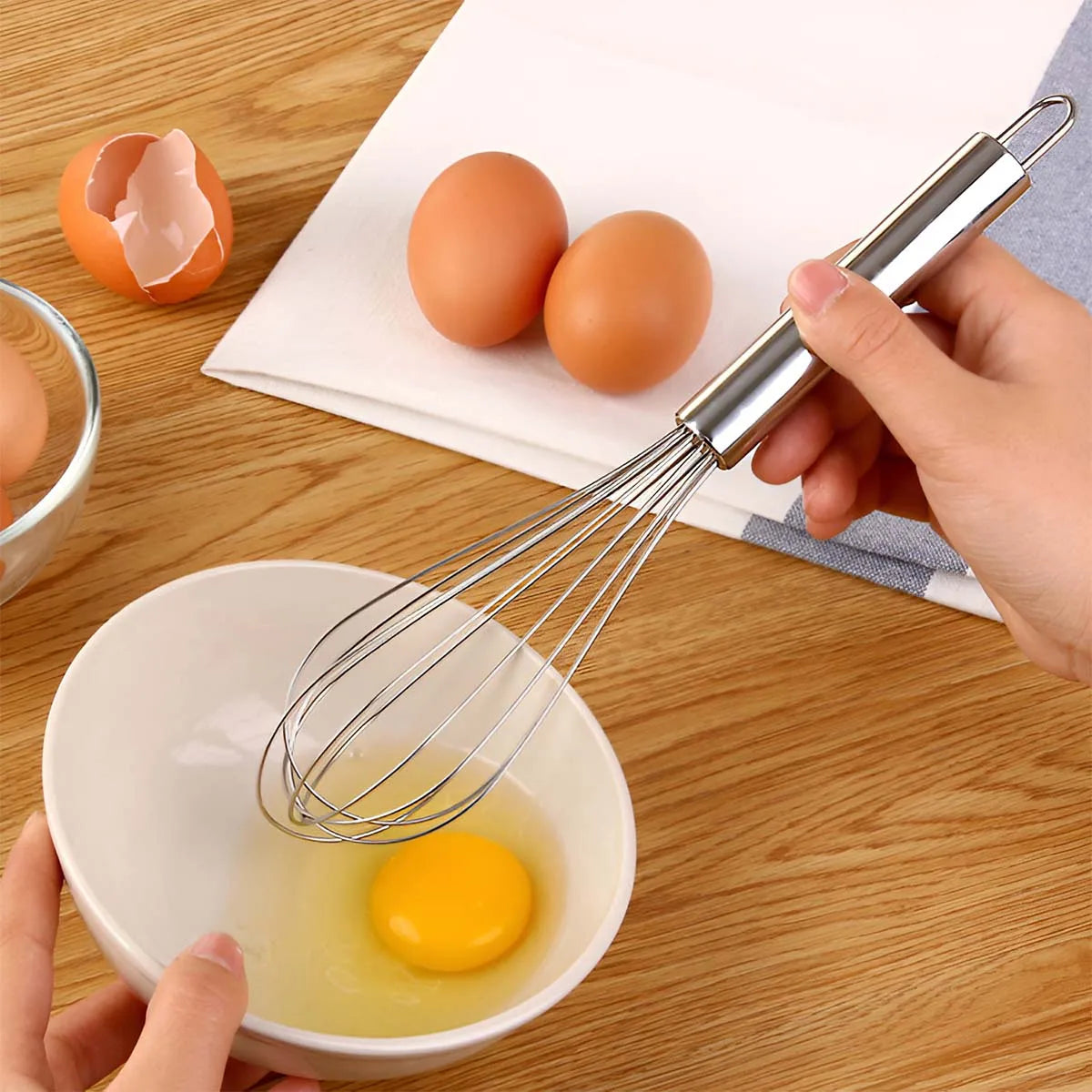 Stainless Steel Egg Beater, Manual Handheld Batter and Cream Mixer, Creative Kitchen Baking Tool, Milk Froth Mixer Head